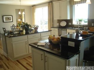 11204 Whitewater Drive Ln, Woodbury, MN 55129