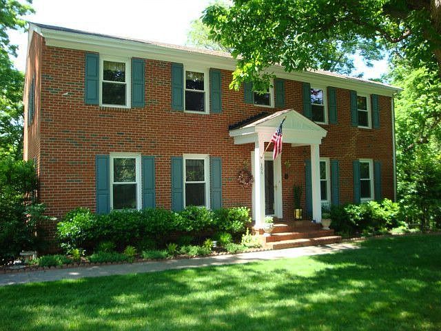 Exterior Main