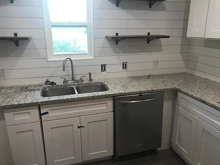 1218 Serenade Ln — Photo 10
