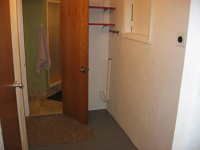 1532 Gay St — Photo 5