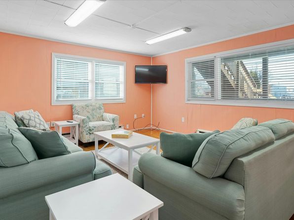7406 Coastal Hwy #2B