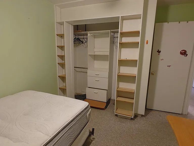 240 Janie Ln — Photo 11