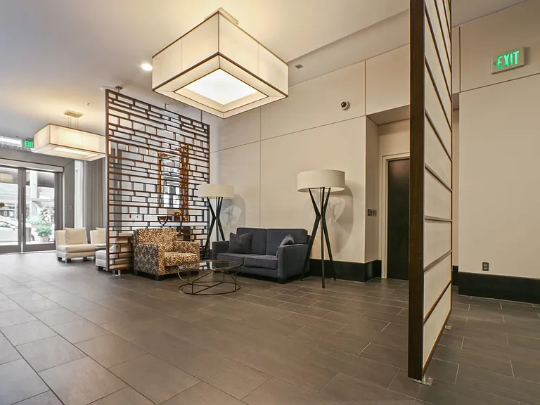 1100 S Hope St #1505 — Photo 11