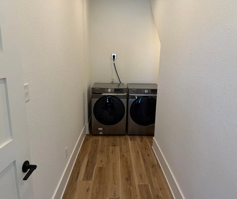 1813 Garland Avenue - 2 — Photo 3