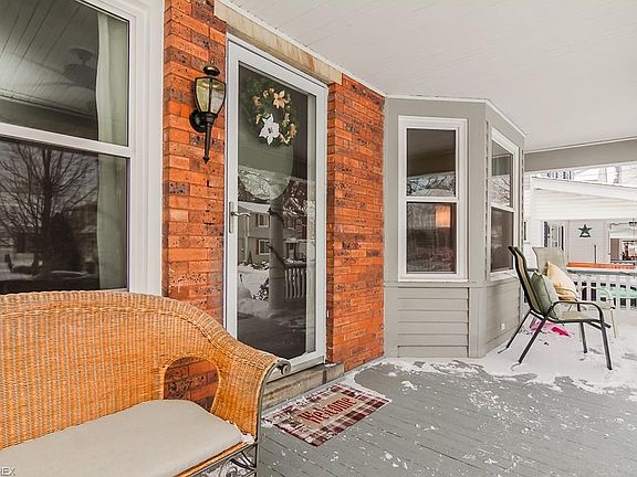 4th image of 1528 Lauderdale Ave