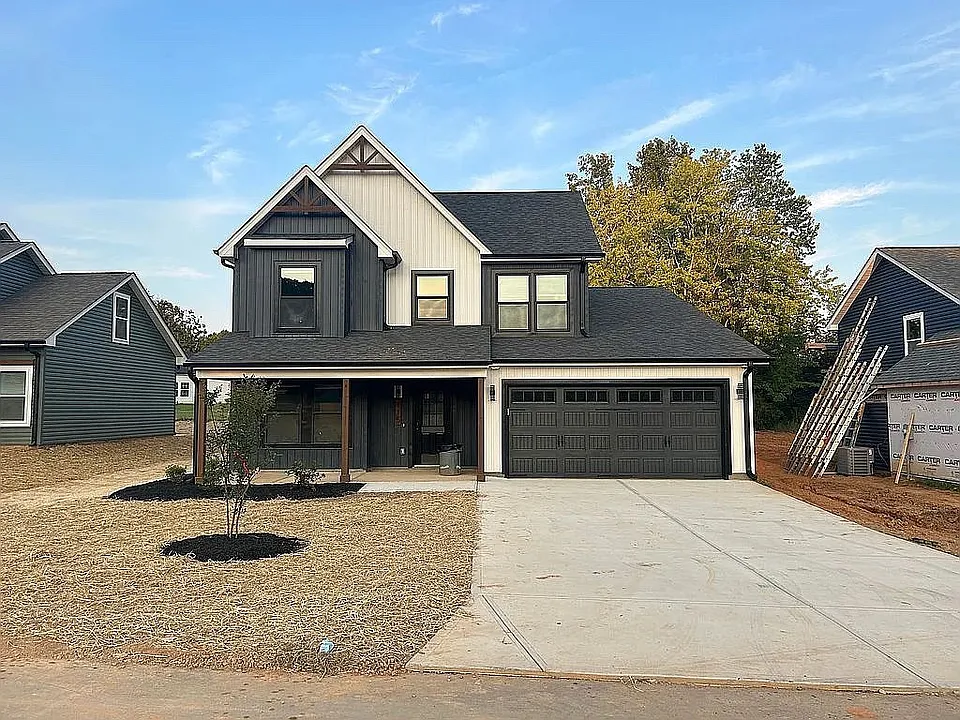 115 Woodstone Ln