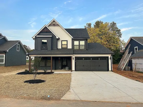 115 Woodstone Ln, Statesville, NC 28625