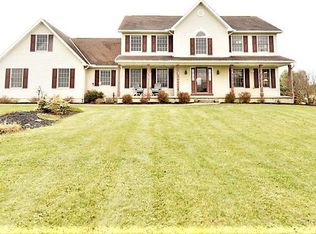 121 Simeon Dr, Hebron, OH 43025