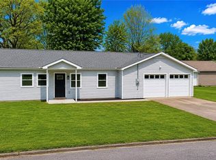 422 Franklin St, Sharpsville, PA 16150