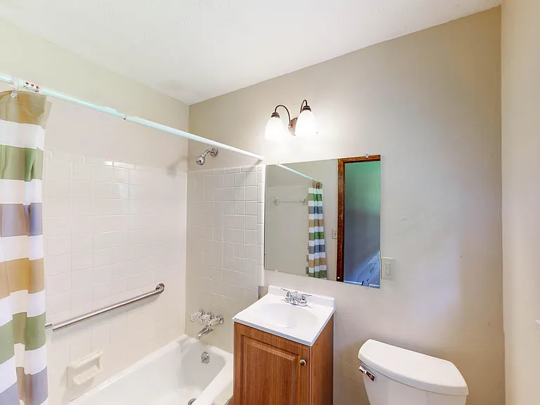 2116 Tudor Castle Cir — Photo 5