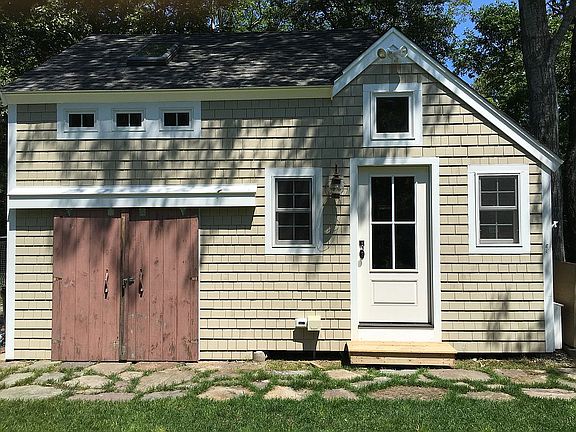 Office, work out room & shed