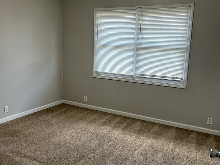 117 Forest Ave #102 — Photo 13