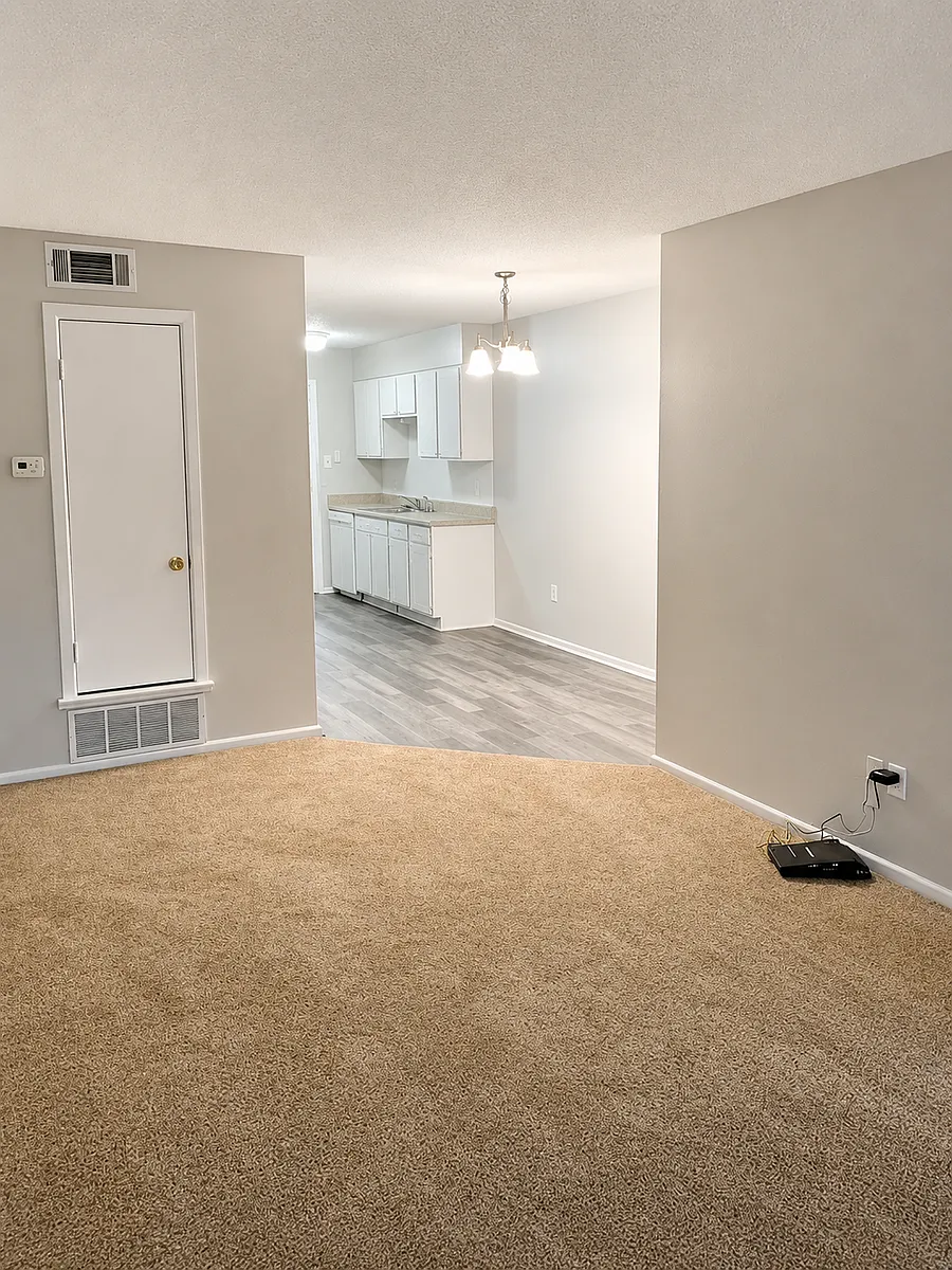 Building Photo - 209 Hawaii St #204