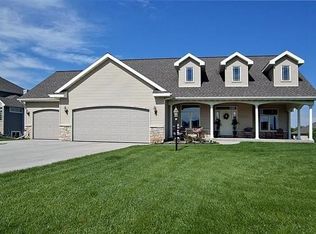 6480 Harvest Moon Ct, Waunakee, WI 53597