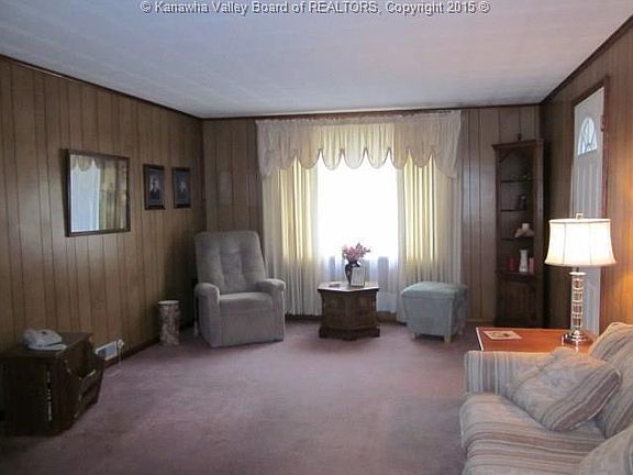 3rd image of 712 Ellette Dr