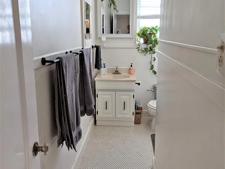 550 Lake St #305 — Photo 9