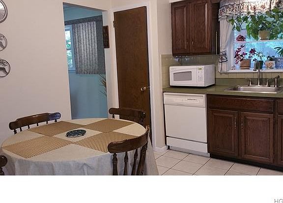 5th image of 24 Stevenson Ave