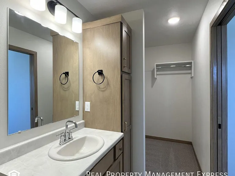 9006 W Jerald Pl — Photo 17