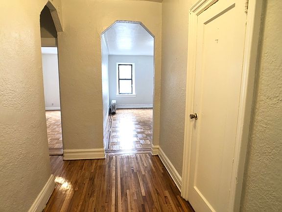 2nd image of 415 Lefferts Ave APT B12