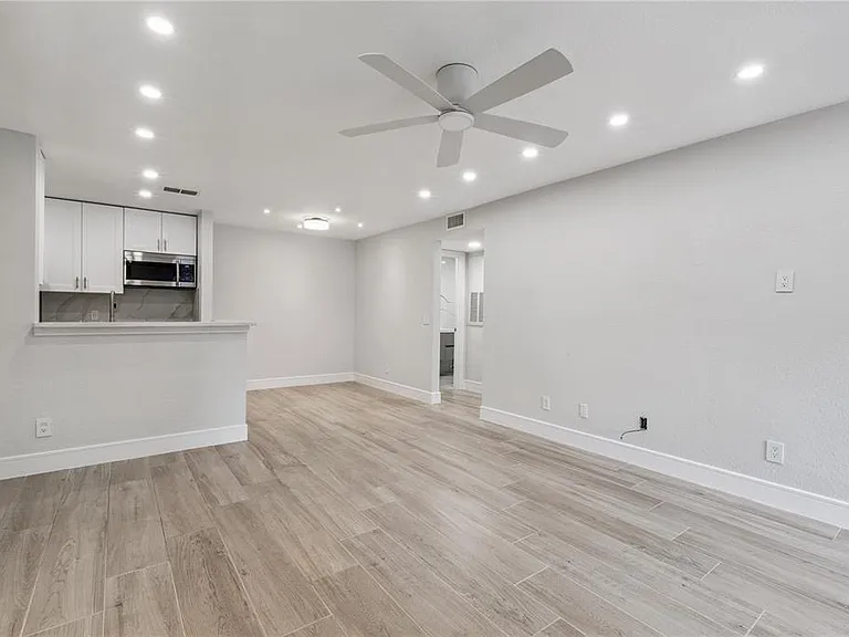 5124 Conroy Rd #24 — Photo 4