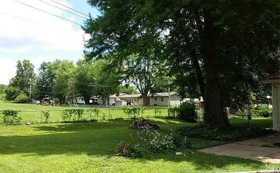 4th image of 2363 Blue Heron Dr