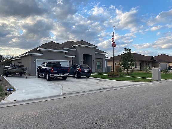 extra wide driveway