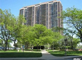 27110 Grand Central Pkwy APT 7P, Floral Park, NY 11005