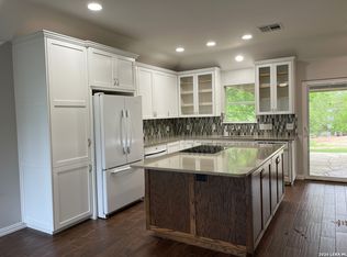 10114 THOMAS LN, Dripping Springs, TX 78620