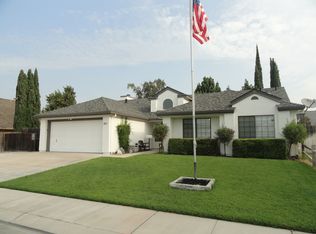 877 Mission Ridge Dr, Manteca, CA 95337