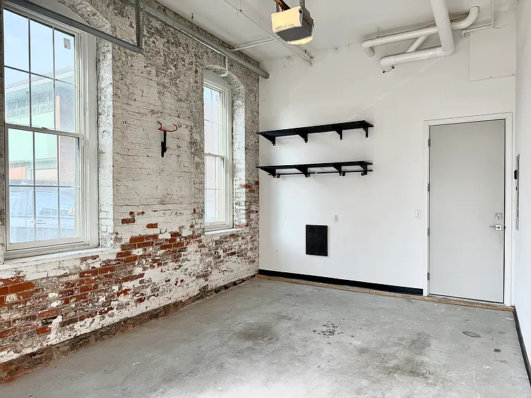813 Broadway St #101 — Photo 3