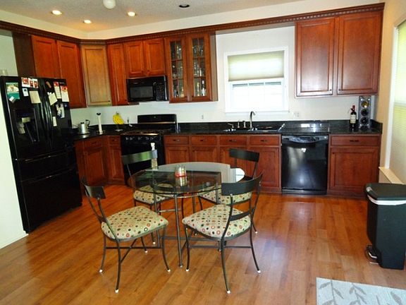 Kitchen/Breakfast Nook