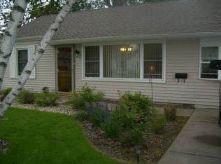 1521 E Hickory St, Streator, IL 61364