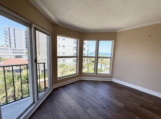 1551 S 1st St #301, Jacksonville Beach, FL 32250