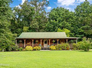 312 Parkbrook Ct, Friendsville, TN 37737