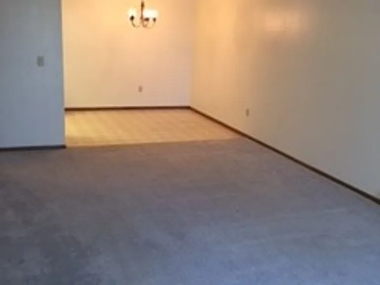 200 N Garfield Ave — Photo 12
