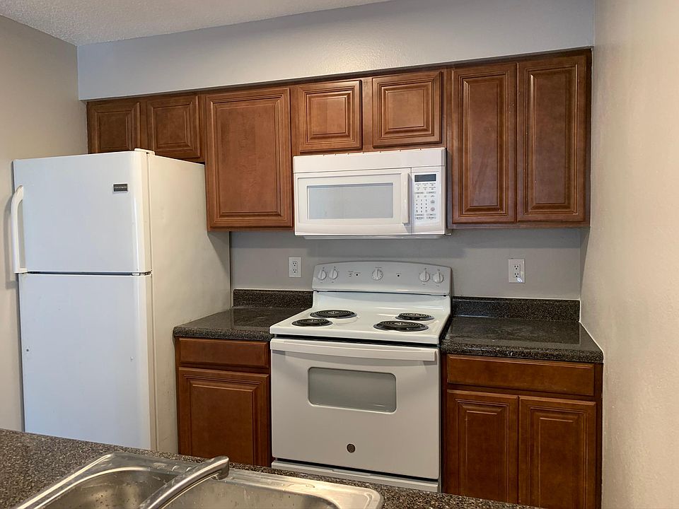 1st image of 5445 SE 30th Pl #A