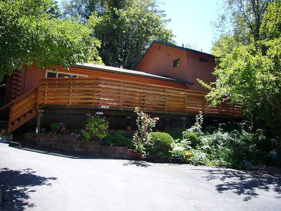 Driveway Entrance