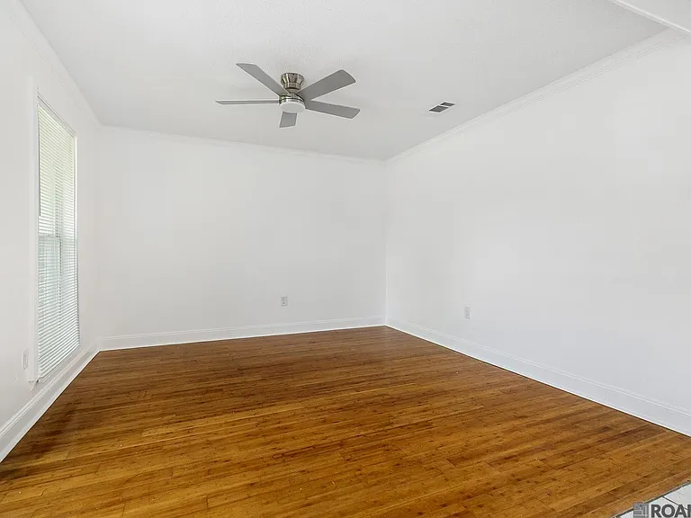 474 W Grant St — Photo 3