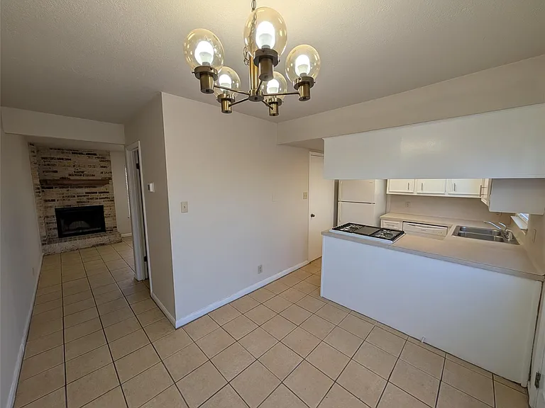 7800 Northcrest Blvd #204 — Photo 8