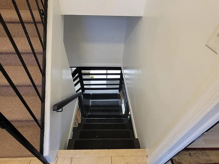 1331 Astor St #2 — Photo 29