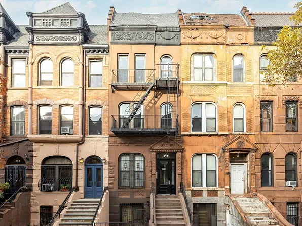 255 W 136th St #Townhouse, New York, NY 10030