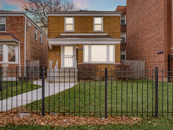 8933 S Justine St, Chicago, IL 60620