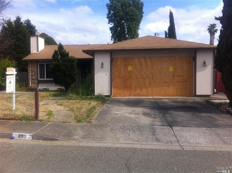 1st image of 480 Evelyn Cir
