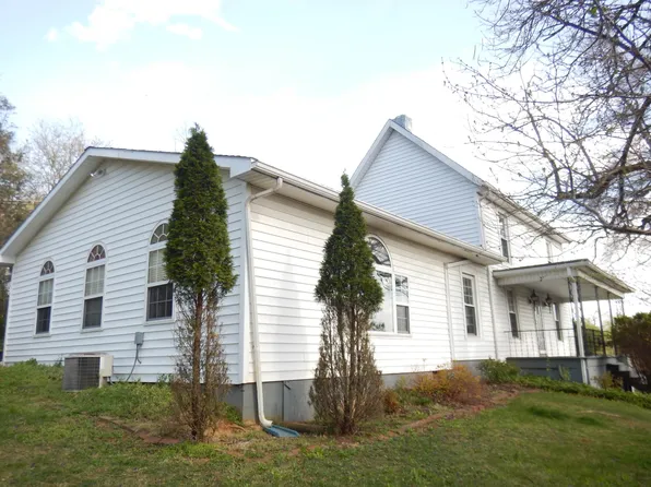 941 McKinley Rd, Middlebrook, VA 24459