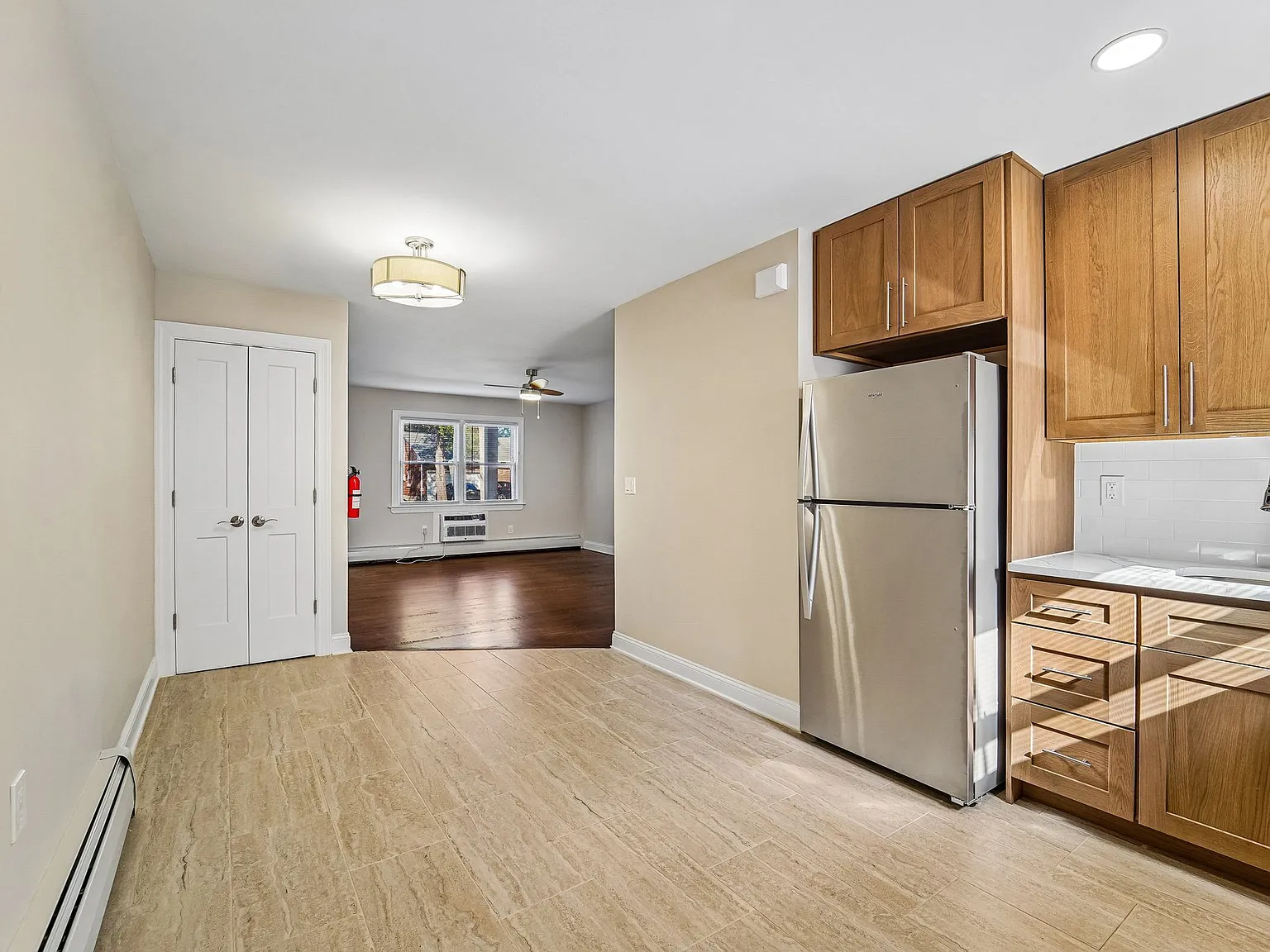 Sherwood Court Apartments — Photo 3