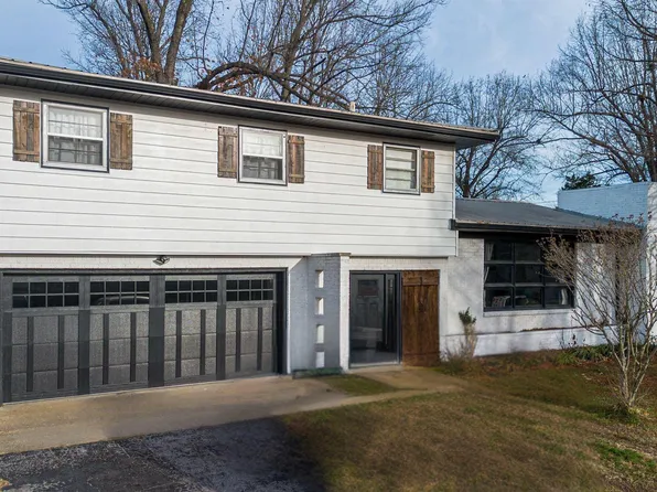 2431 Trimble St, Paducah, KY 42001