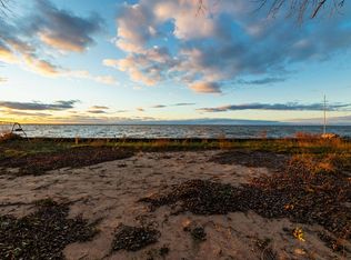 4209 Nicolet Dr, Green Bay, WI 54311