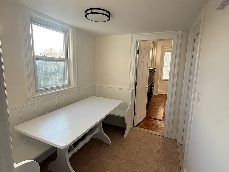 19 Neptune Ave — Photo 8