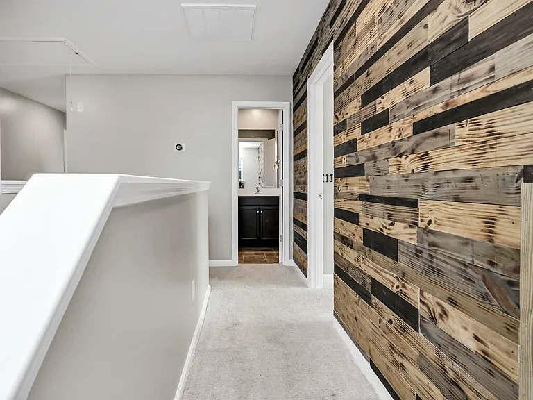 414 Tulip Way — Photo 27