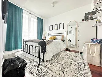 Rented by Doorway NYC, LLC